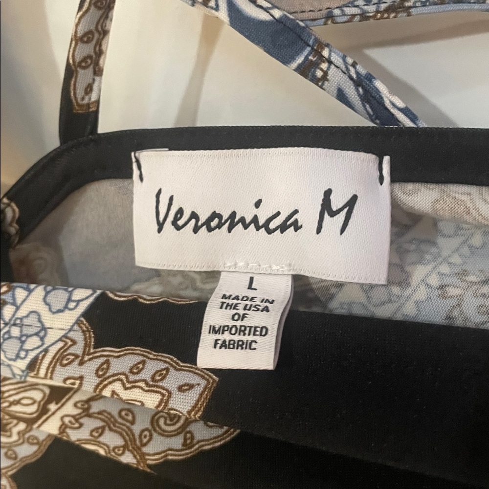 Veronica M Black and Tan Paisley sleeveless Blouse V in front and back large - Picture 4 of 5